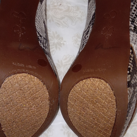 Jessica Simpson high heels - Picture 6 of 6